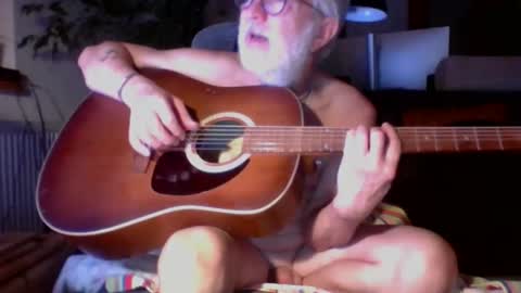 Snapshot of amberr11 chatting on October 3, 10:04 pm Amberr11 online show from October 3, 10:04 pm