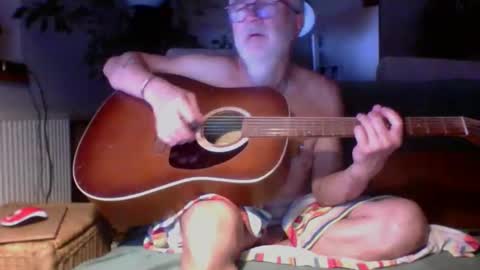 Snapshot of amberr11 chatting on September 13, 9:27 pm Amberr11 online show from September 13, 9:27 pm
