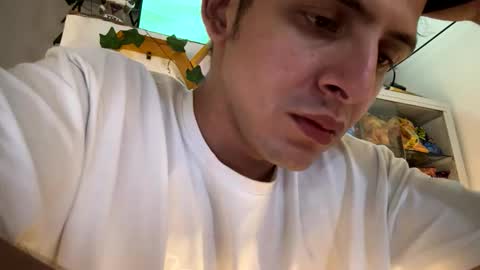 Lucian online show from March 18, 2:14 am