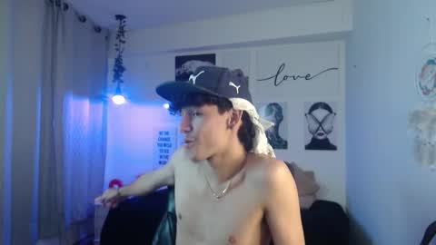 amethystshadow online show from February 4, 11:38 am