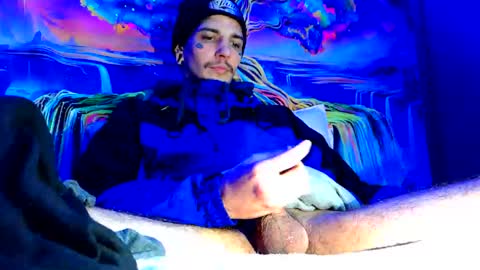 amiri_sweater online show from December 21, 9:12 pm