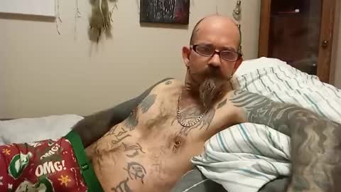 amunrethegod online show from December 6, 9:02 pm