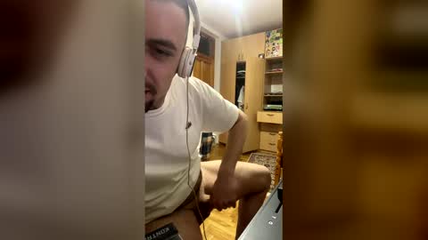 amyyrlikesdeep online show from December 23, 2:42 am