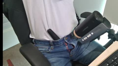 A online show from May 1, 8:39 am
