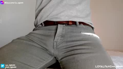 Snapshot of an_expose chatting on September 28, 5:22 pm an expos online show from September 28, 5:22 pm