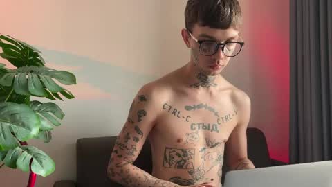 simon online show from April 17, 1:08 am