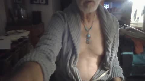 anchorman_707 online show from March 2, 12:01 pm