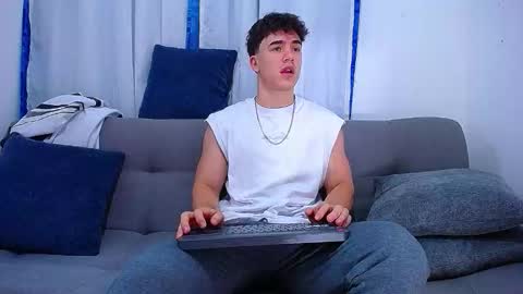 Andre Parker online show from February 4, 11:44 pm