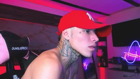 andrees_s online show from March 9, 11:48 am