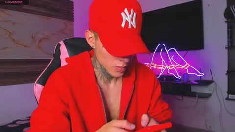 andrees_s online show from September 19, 2:56 am