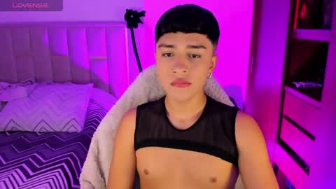 Andrew online show from April 29, 9:54 pm