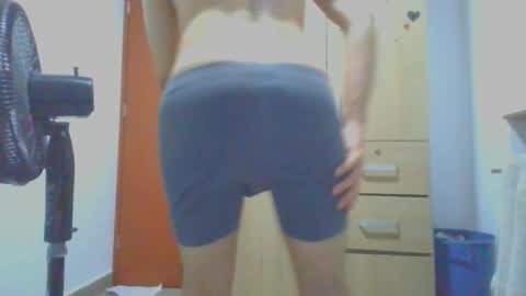 andres129494 online show from November 15, 3:30 am