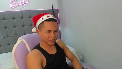 IM ANDRES online show from December 18, 3:13 am