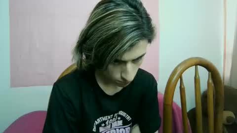 Alann online show from March 7, 3:32 pm