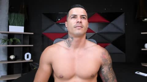 Snapshot of andres_clark chatting on December 27, 6:20 pm insta andres clark online show from December 27, 6:20 pm