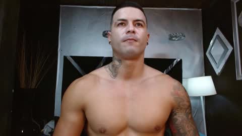 Snapshot of andres_clark chatting on December 7, 6:15 pm insta andres clark online show from December 7, 6:15 pm