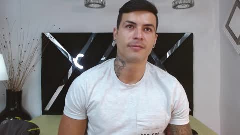 Snapshot of andres_clark chatting on March 12, 6:22 pm insta andres clark online show from March 12, 6:22 pm