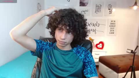 andres_ocasio online show from September 12, 10:10 pm