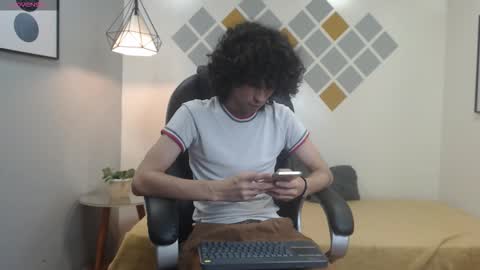 andres_ocasio online show from September 20, 3:17 am