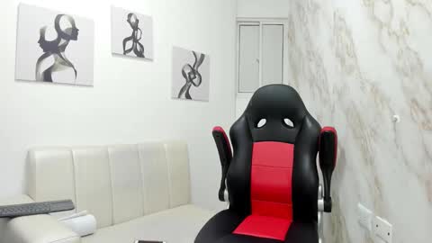 Snapshot of andres_stud chatting on September 14, 3:52 am andres_stud online show from September 14, 3:52 am