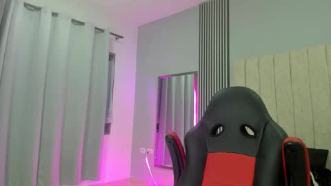 Snapshot of andres_stud777 chatting on September 16, 4:57 am ANDRES online show from September 16, 4:57 am