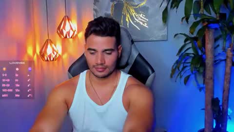 Snapshot of andresfiit chatting on November 1, 2:59 am Andres online show from November 1, 2:59 am