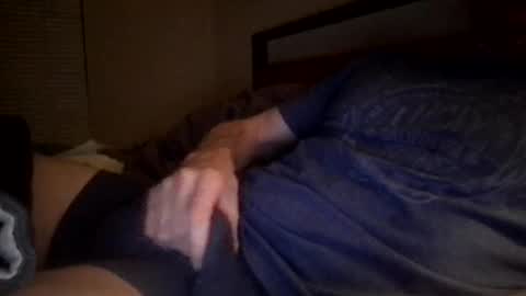 andresgarcia2424 online show from January 17, 4:06 am