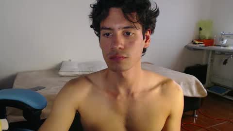 Snapshot of andrestorres0 chatting on January 29, 3:04 pm Andres Torres online show from January 29, 3:04 pm