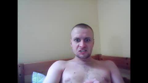 Snapshot of andrew3356577 chatting on February 23, 11:50 am andrew3356577 online show from February 23, 11:50 am