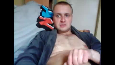 Snapshot of andrew3356577 chatting on December 29, 10:01 am andrew3356577 online show from December 29, 10:01 am