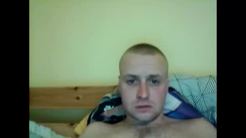 Snapshot of andrew3356577 chatting on January 19, 8:30 pm andrew3356577 online show from January 19, 8:30 pm