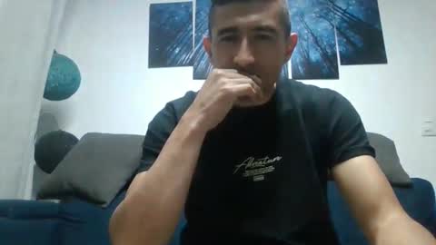 andrew973578 online show from March 6, 4:53 am