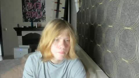 Andrew online show from April 25, 1:41 pm