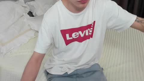 Andrew online show from April 1, 3:20 pm