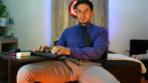 Andrew online show from April 29, 3:55 am