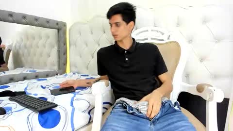 Andrew online show from December 17, 3:14 am