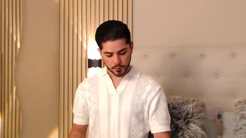 Andrew online show from January 29, 6:28 pm