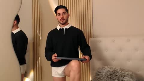 Andrew online show from December 22, 10:47 pm