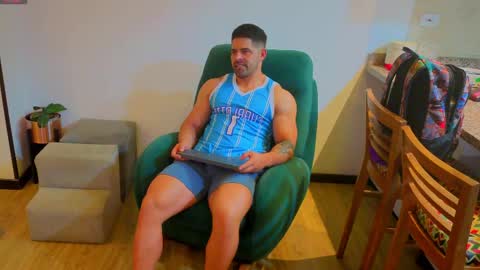 Andrew online show from April 26, 1:58 am