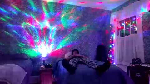 andrewgennie online show from December 8, 11:19 pm