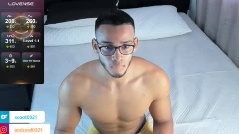 Snapshot of andrewl0321 chatting on March 3, 11:59 am Follow me in Fansly online show from March 3, 11:59 am