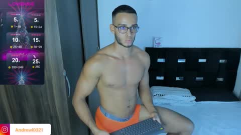 Snapshot of andrewl0321 chatting on December 7, 3:58 am Follow me in Fansly online show from December 7, 3:58 am