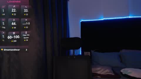 andrewmhilton_ online show from March 12, 5:04 am