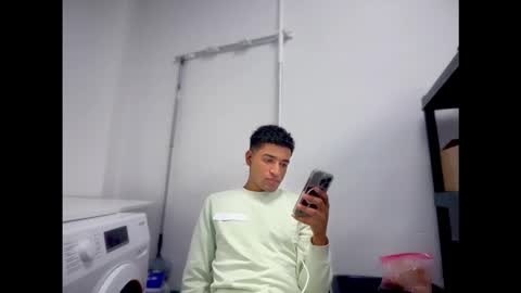 Andres o online show from February 3, 3:06 pm