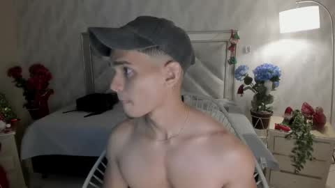 andrewrush_ online show from November 30, 3:19 am