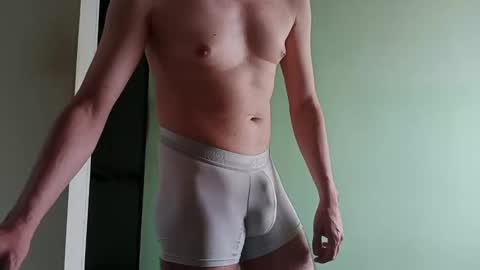 Andres online show from December 28, 3:05 pm