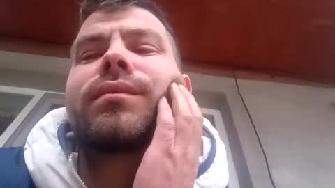 andrey21q online show from April 11, 4:08 am