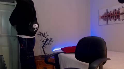 Snapshot of andy_bapho chatting on December 29, 3:03 pm ANDY online show from December 29, 3:03 pm