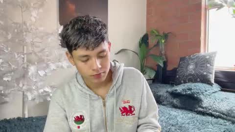 Andy online show from February 8, 5:50 pm