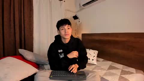 Andy online show from June 20, 9:20 pm